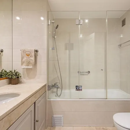 Saldanha Retreat 2br & Parking By Host For Us Apartment